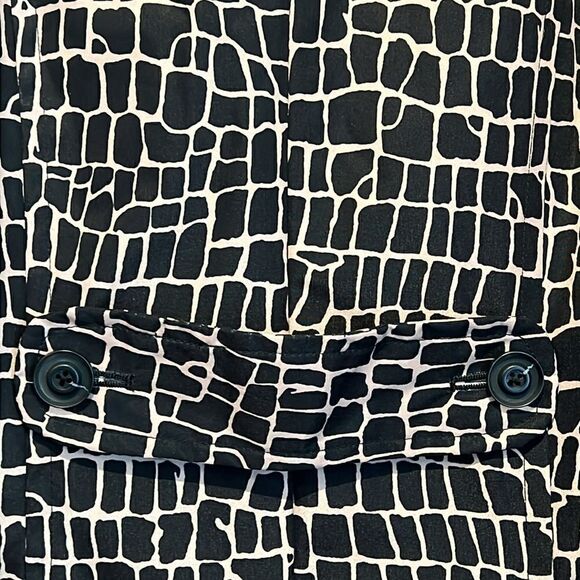 Relatively Black/Tan Animal Print Rain Coat Size L/XL ( see measurements) - Picture 9 of 13